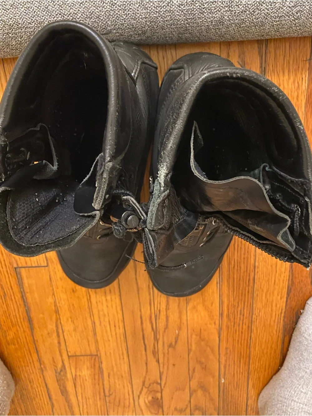 Vintage 80’s/90’s Black Leather Civil / Military Boots Steel Toe Vibram Soles